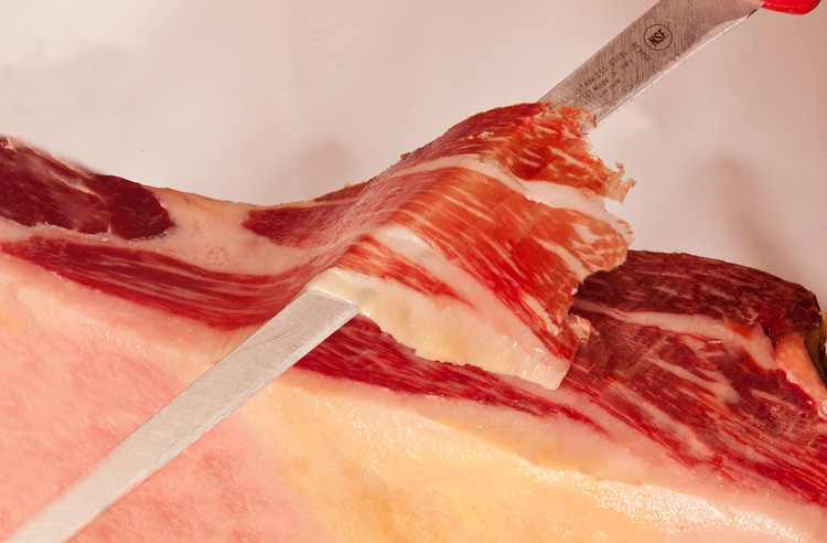 cortar jamon iberico